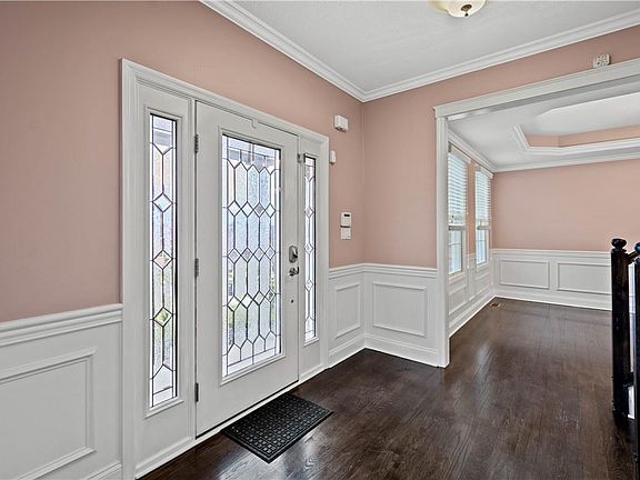 5th image of 421 Longleaf Dr
