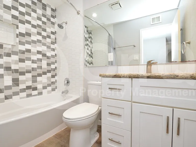 7424 E Polk St — Photo 19
