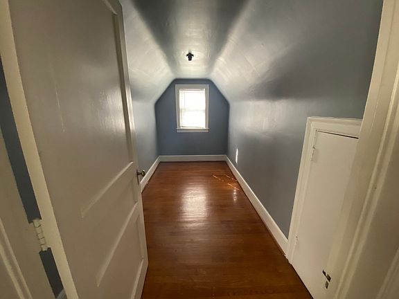 5th image of 744 Crescent Dr #744CR2