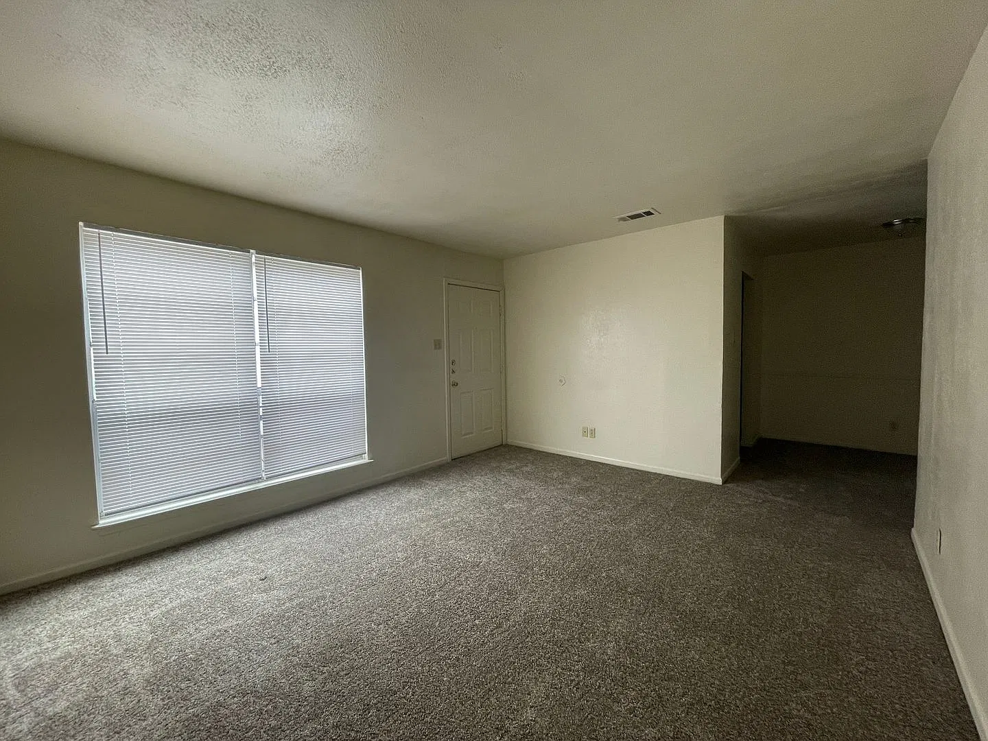 4306 Lake Rd — Photo 2