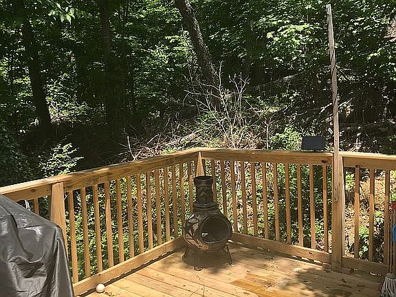 3rd image of 5122 Athey Ln