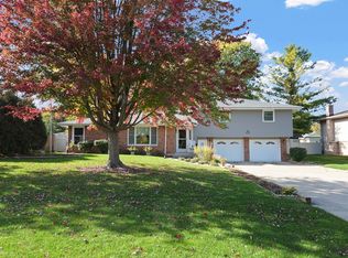 19714 Greenview Ave, Mokena, IL 60448