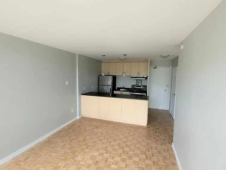 1545 Oxford St #46 — Photo 13