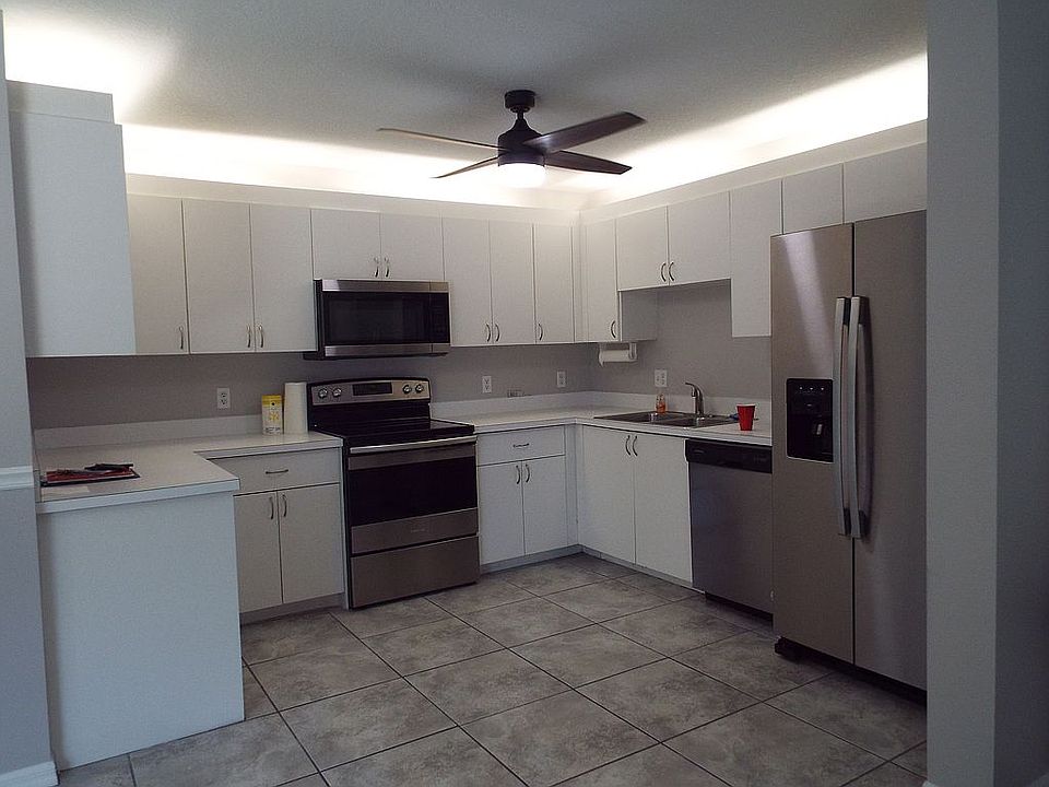 1st image of 1536-4 N Lawnwood Cir
