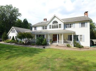 9 Jeanne Ct, Carmel, NY 10512