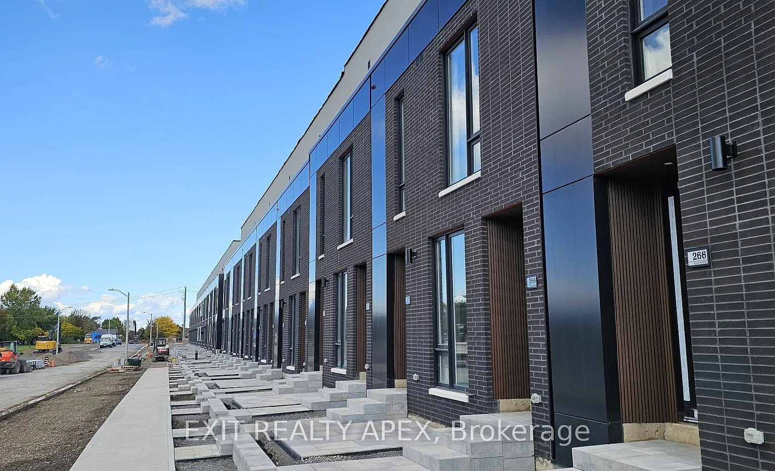 2 bed, $2,500 — Photo 2