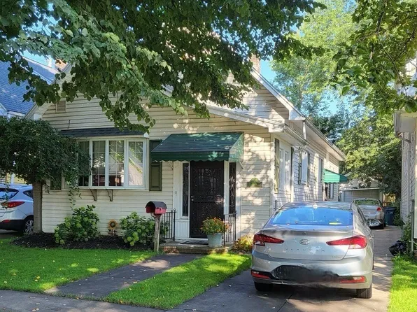 82 Melrose St, Buffalo, NY 14220