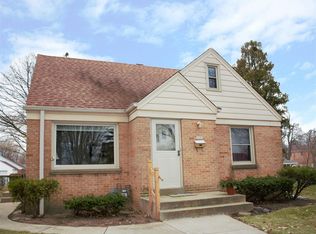 3041 N 86th St, Milwaukee, WI 53222