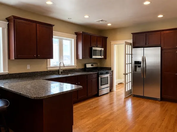 113 Hillsdale Rd #2, Somerville, MA 02144