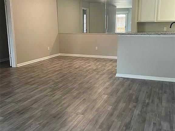 4th image of 10887 Braes Bend Dr