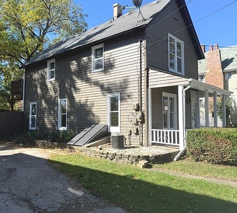 4th image of 907 Porter St