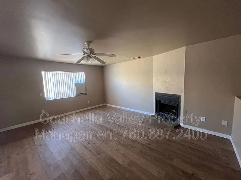 3 bed, 2.0 bath, 1100 sqft, $2,095 — Photo 4