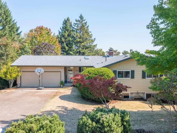 1745 NW Woodland Dr, Corvallis, OR 97330