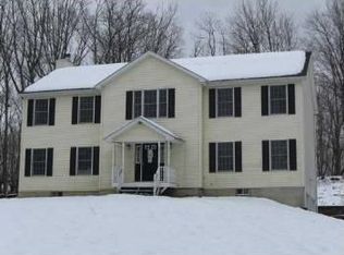 831 Howells Tpke, Middletown, NY 10940