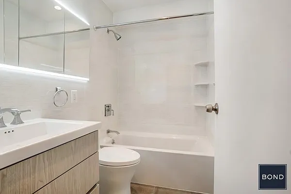 Rented by Bond New York | media 2