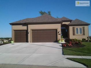 1455 Brompton Ln, Raymore, MO 64083