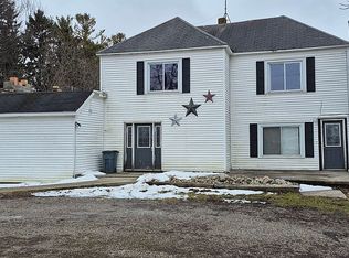 2144 Black River St, Deckerville, MI 48427