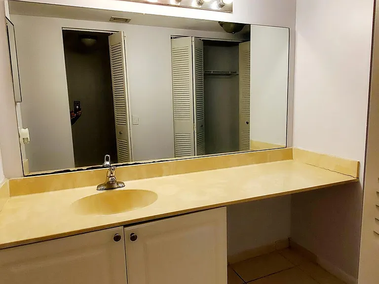 721 N Pine Island Rd #103 — Photo 31