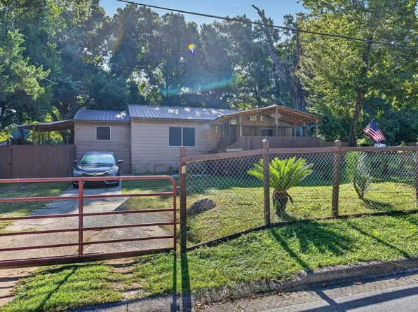 121 Columbia St, Crestview, FL 32536