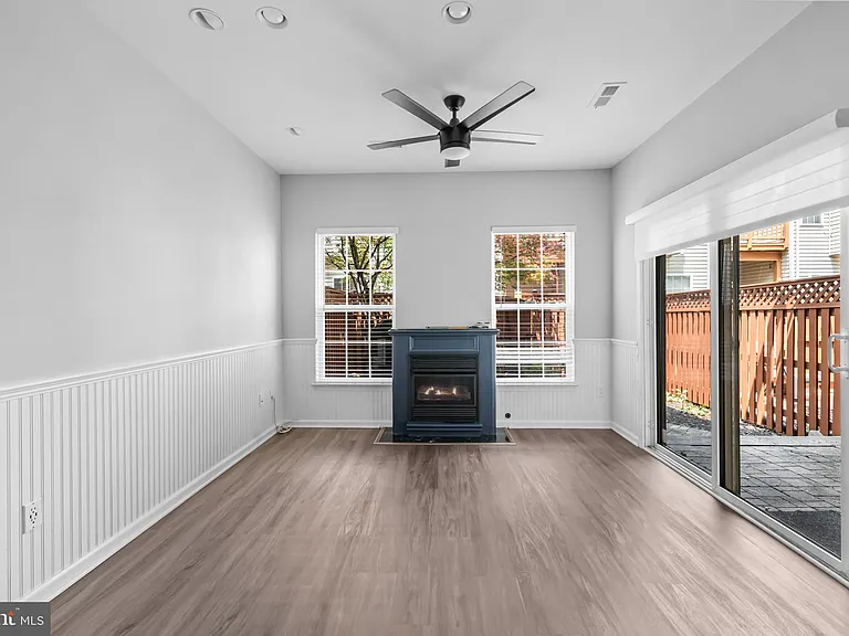 5011 Waple Ln — Photo 11
