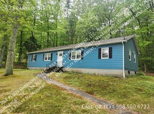 43 Franklin St #B, Douglas, MA 01516
