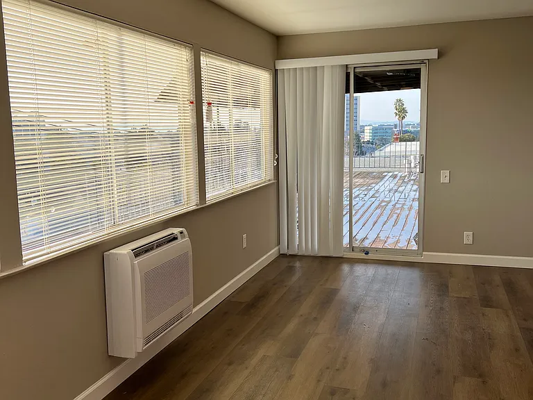555 Oakland Ave #PENTHOUSE — Photo 8