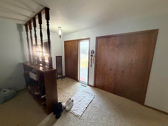 3rd image of 211 Wedgewood Dr