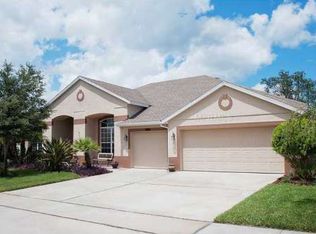 425 Osprey Lakes Cir, Chuluota, FL 32766