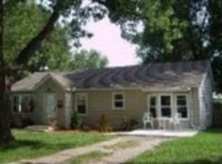307 SE 7th St, Lees Summit, MO 64063