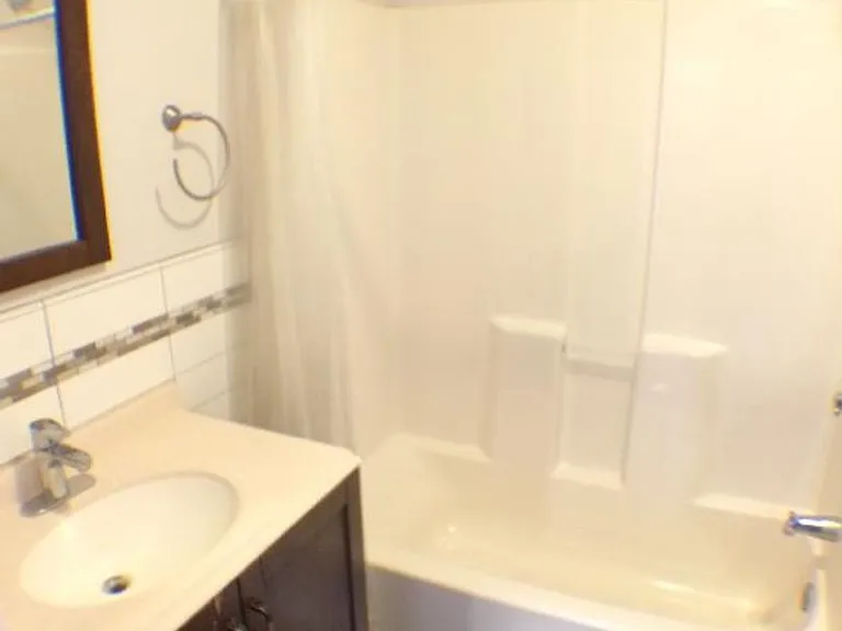 245 Harvard Ave #4 — Photo 13