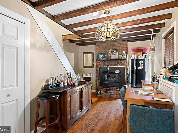 4th image of 824 N Orianna St