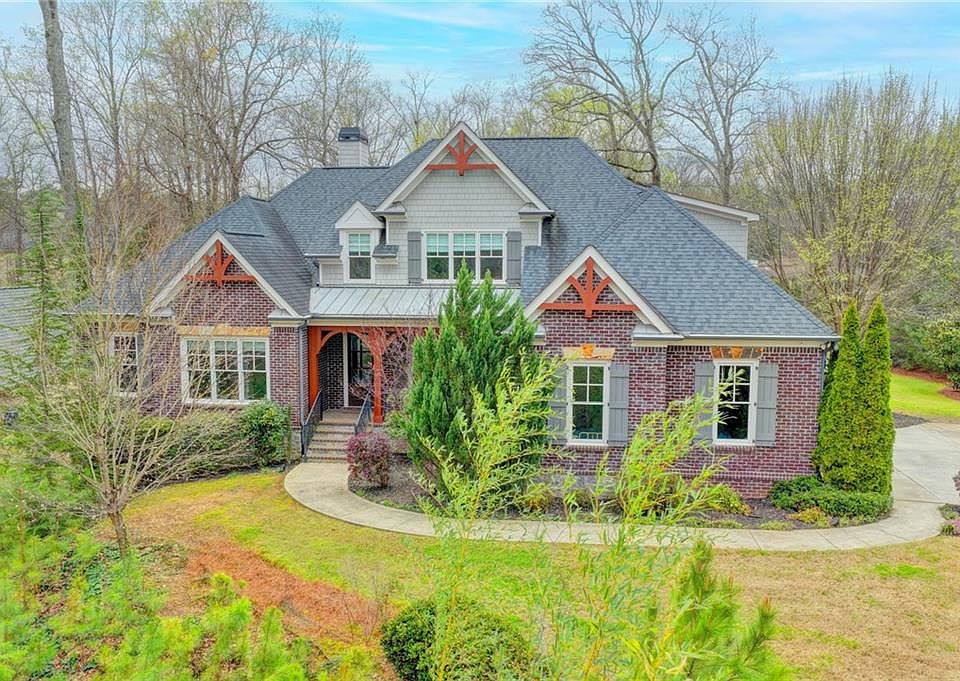 1st image of 1183 Robert Ln