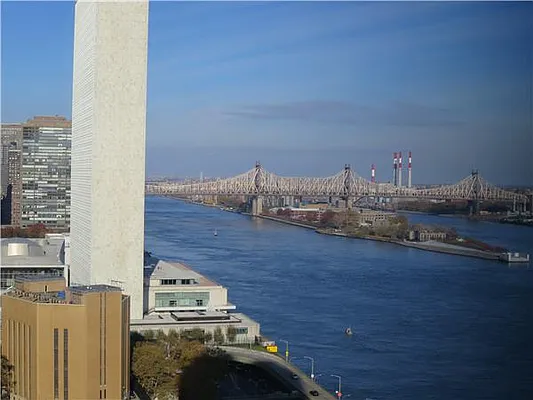 Rented by City Connections Realty | media 31