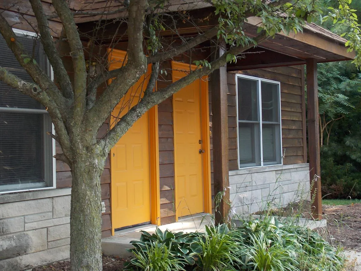 2 bed, 1.5 bath, 1200 sqft, $1,480 — Photo 3