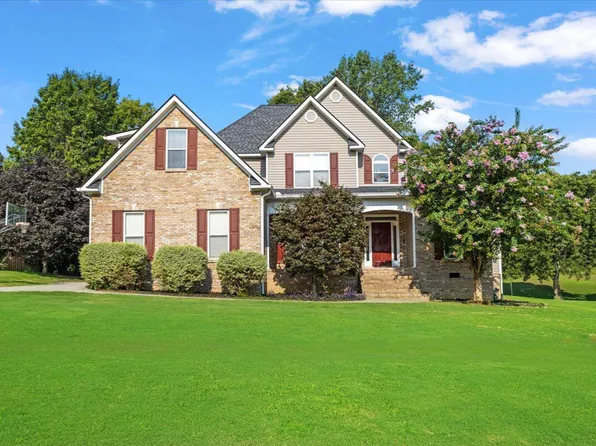 3450 Misty Meadows Dr, Dalton, GA 30721