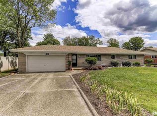 14 Vivian Ln, Springfield, IL 62712