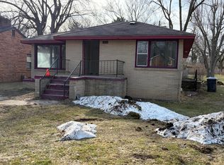 298 Bradford Rd, Benton Harbor, MI 49022