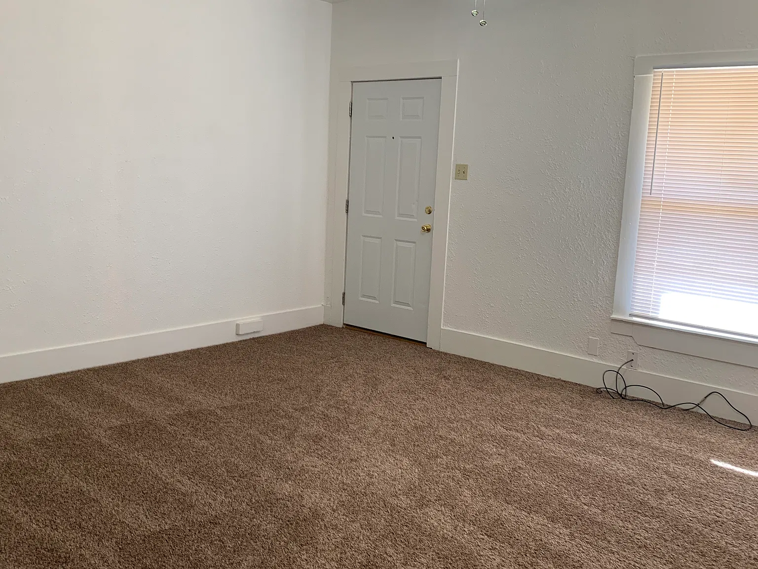 1 bed, 1000 sqft, $1,500 — Photo 3