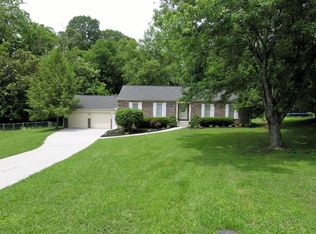 1861 Stonebrook Dr, Knoxville, TN 37923