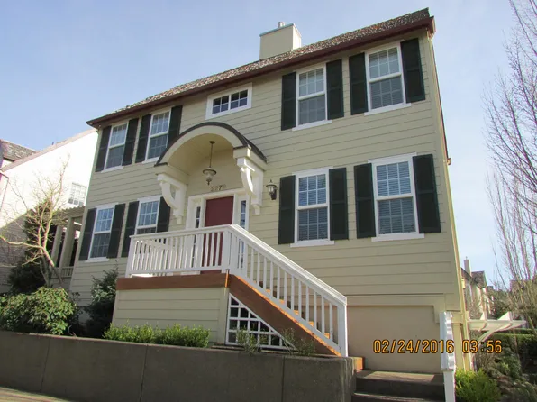 2272 NW Edgewood Pl #42, Portland, OR 97229