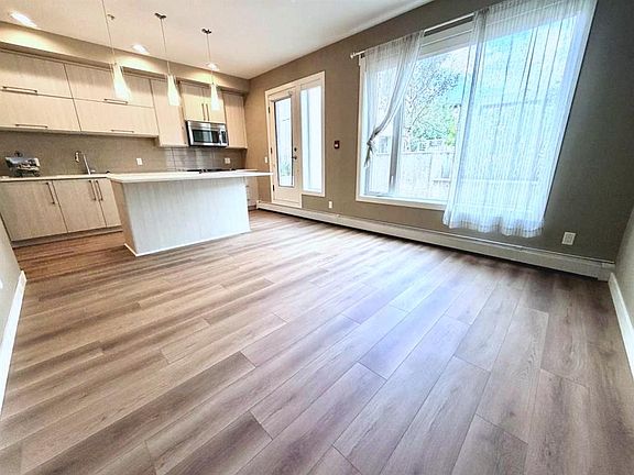 4th image of 93 S 34th Ave SW #310