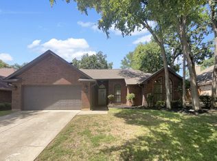 601 Sweet Gum Dr, Euless, TX 76039