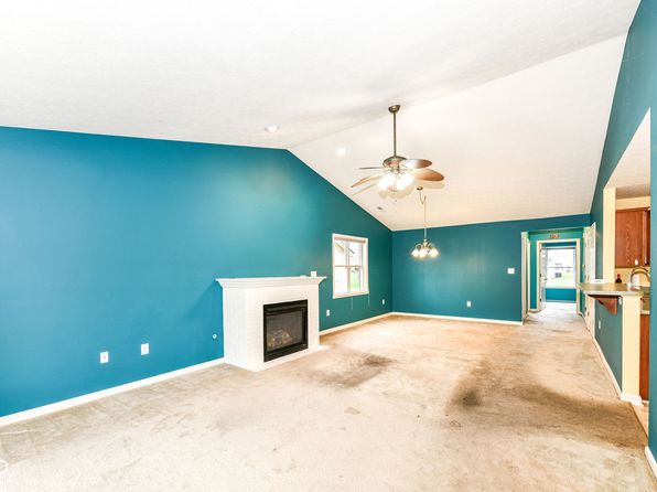 229 Waterford Ct, Avon, IN 46123