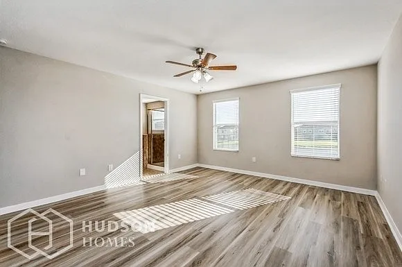 1941 Hawks View Dr — Photo 6