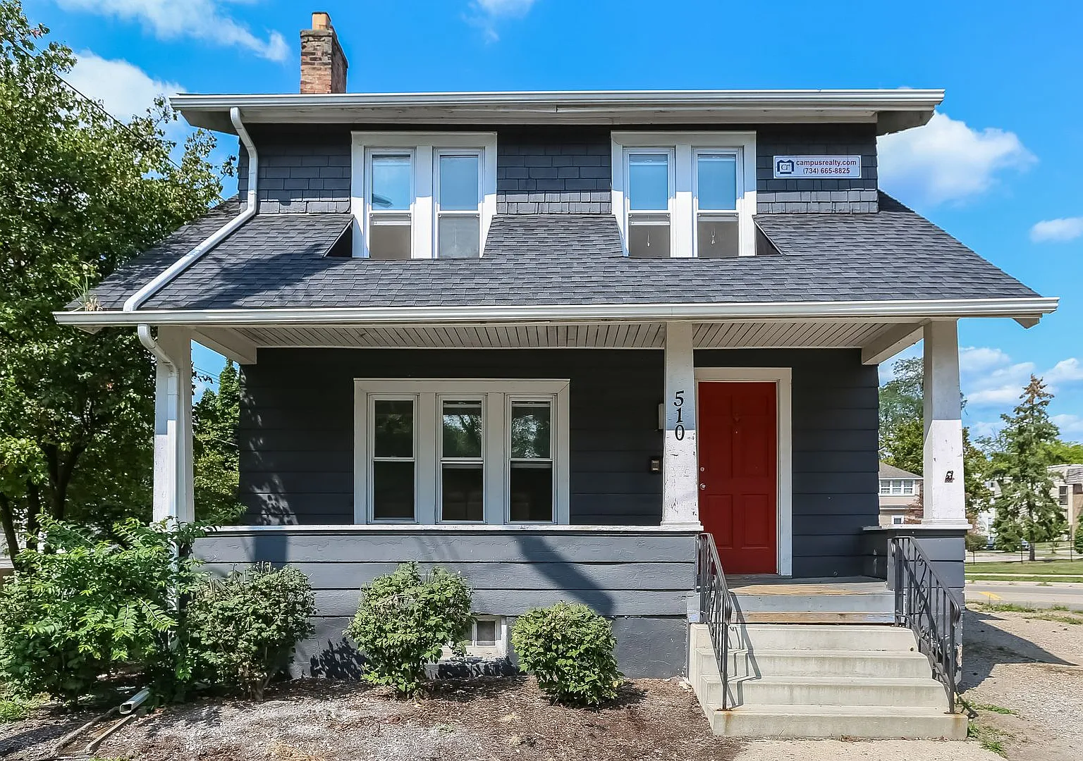 5 Bed/2 Bath Private Home Available August '27 — Photo 1