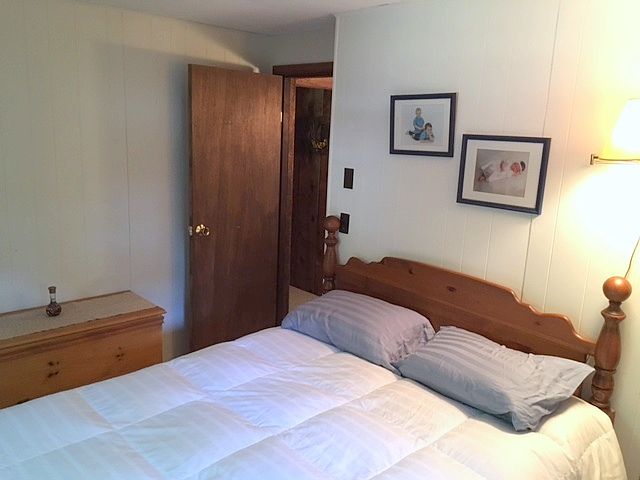 Upstairs bedroom 1