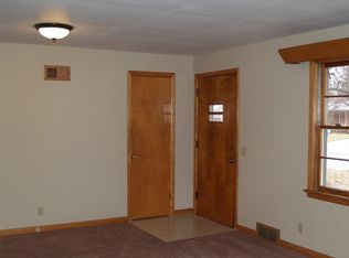 621 Penny St SE, North Canton, OH
