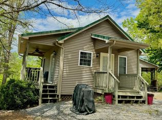 397 Barefoot Landing Dr, Marion, NC 28752