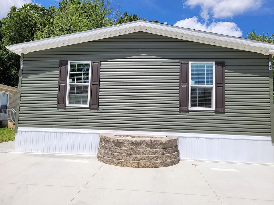 Exterior Image-0-Mansion 147L Sandy Valley Estates