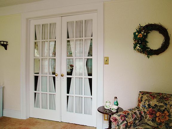 2nd image of 8832 247th St